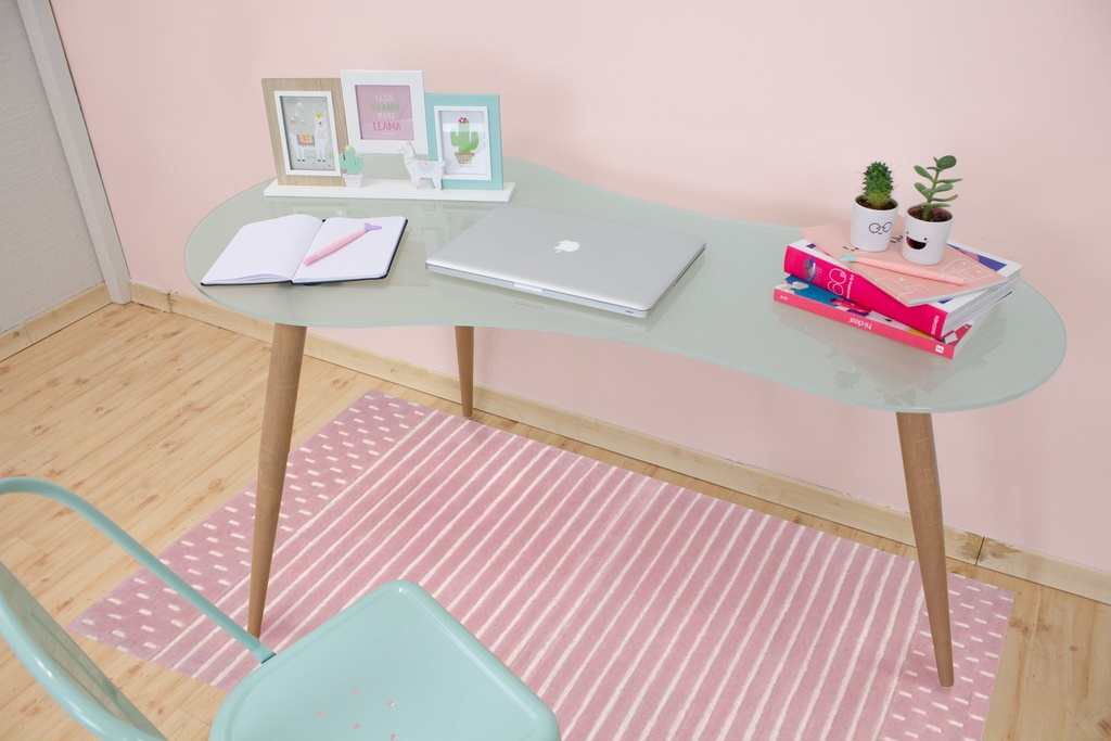 MESA ESCRITORIO SKAT TRANSLÚCIDO PATAS ASERRADAS